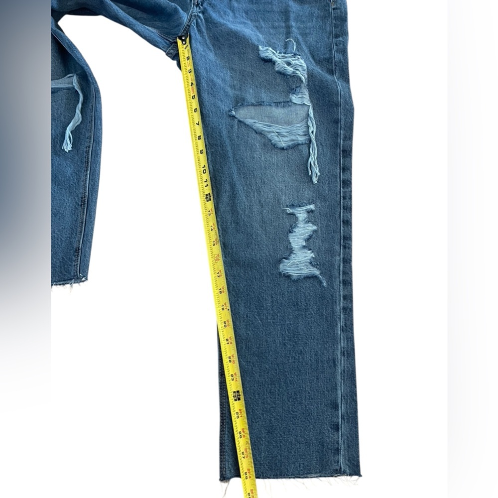 Old Navy High Rise Slouchy Straight Tall Jeans - Picture 3 of 10